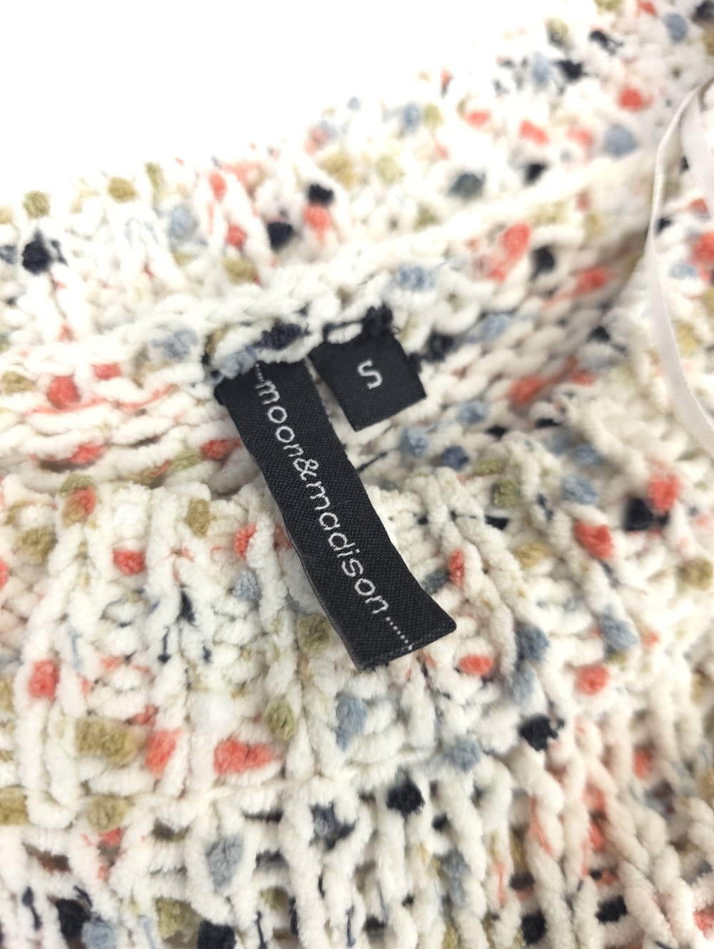Moon & Madison  Cream Speckled Knit Sweater  Women's Crewneck Long Tunic Style S - Picture 10 of 11
